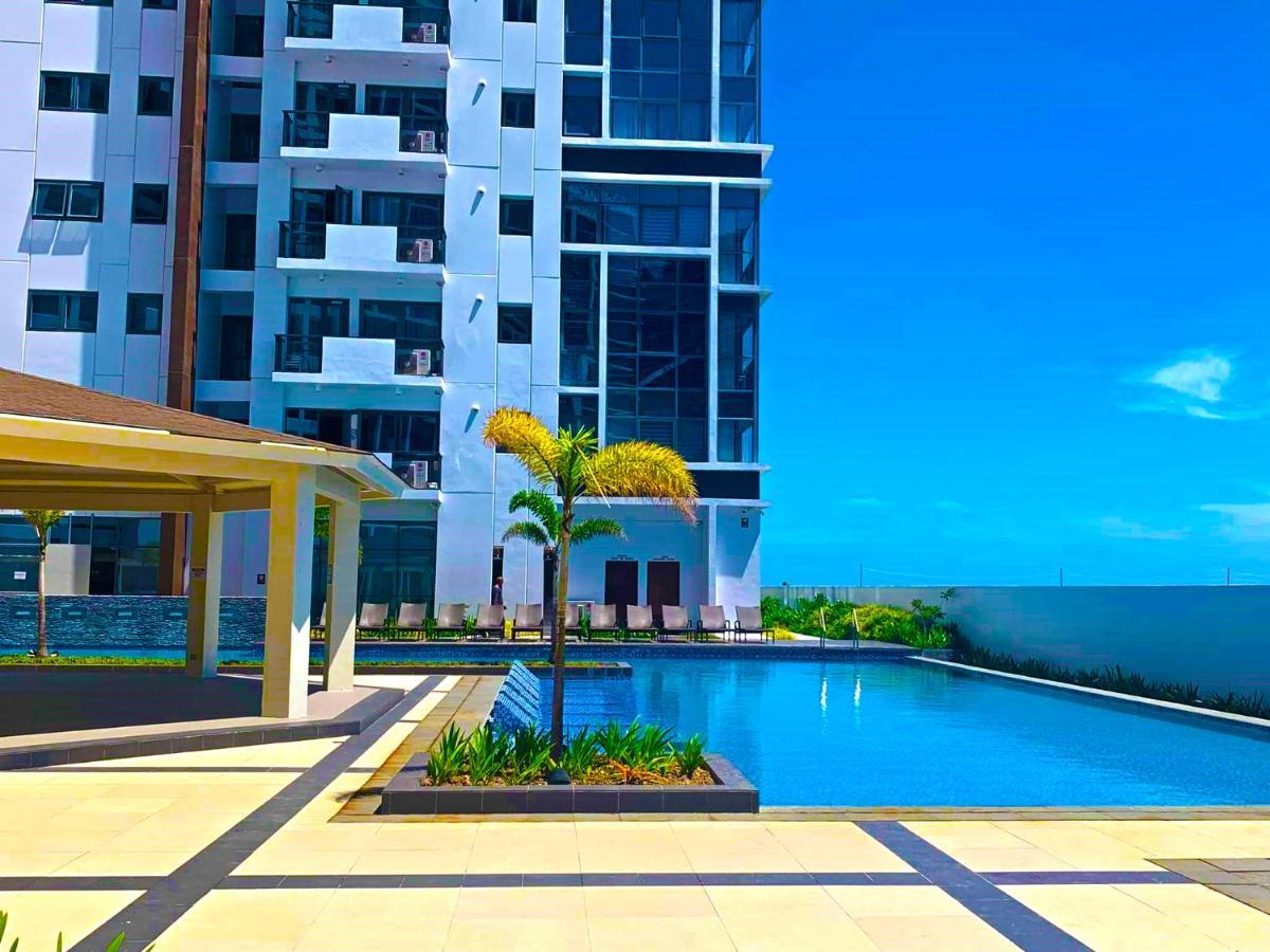 Mactan Newtown - New Modern Condo With Ocean View Isla de Mactán Exterior foto